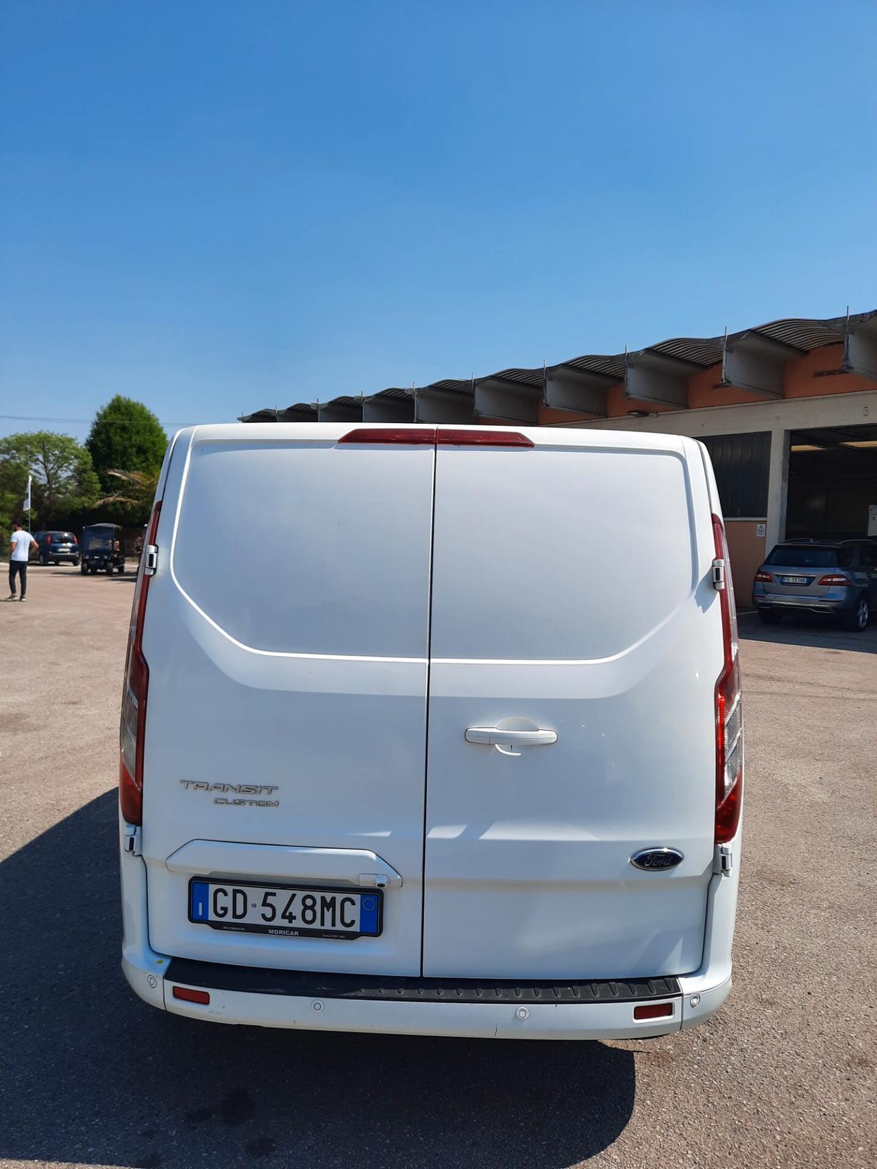 FORD TRANSIT CUSTOM SPORT PR. IVATO