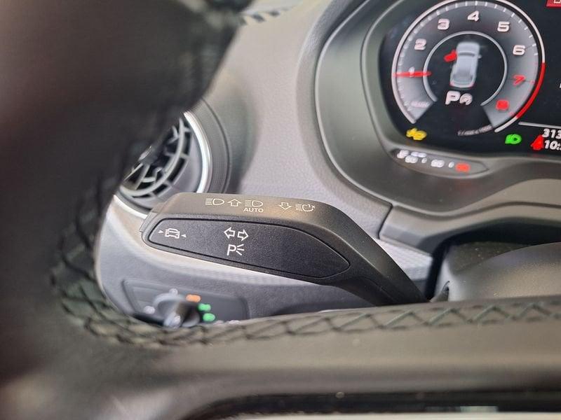 Audi Q2 1.5 35 TFSI BUSINESS ADVANCED S TRONIC