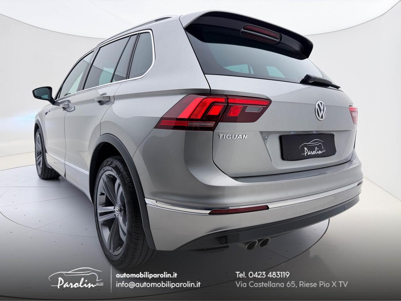 Volkswagen Tiguan 1.6 tdi Sport R-Line LED-CarPlay-19''