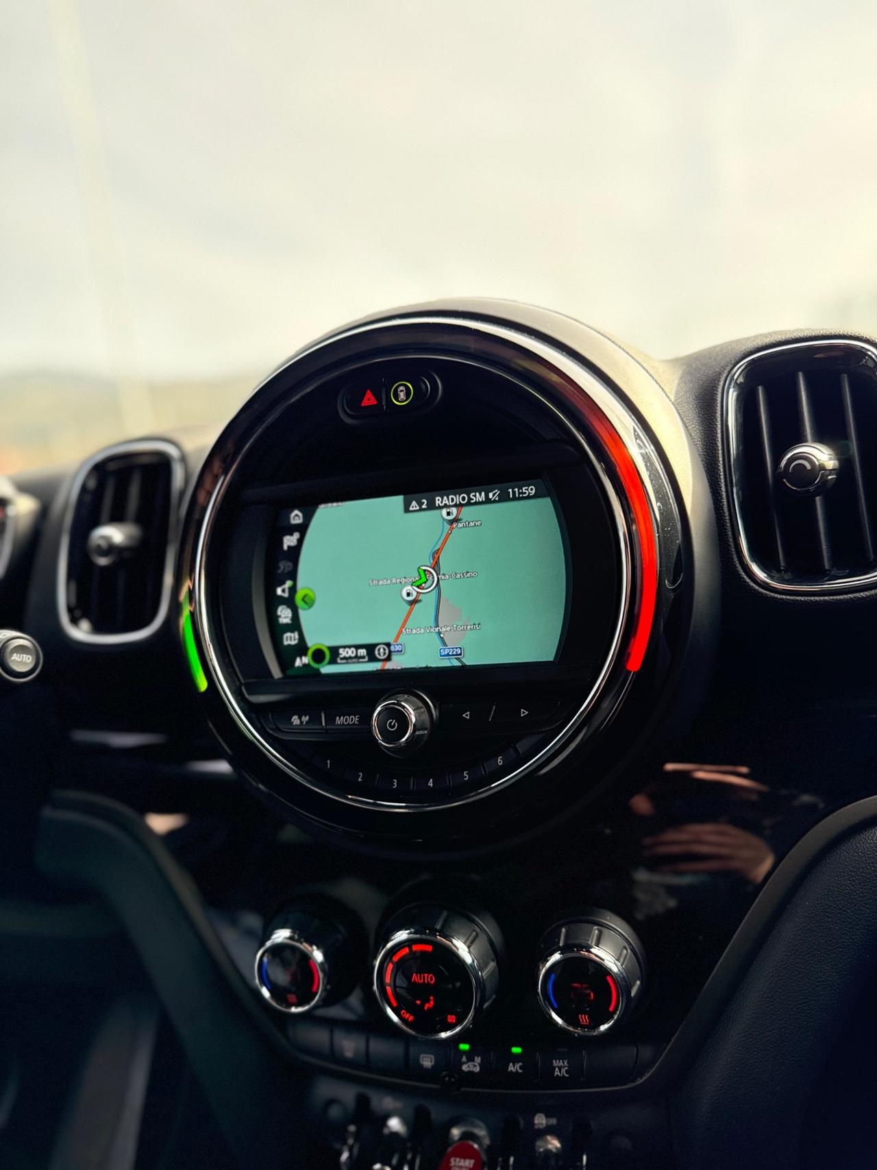 Mini Cooper Countryman 1.5 Benz