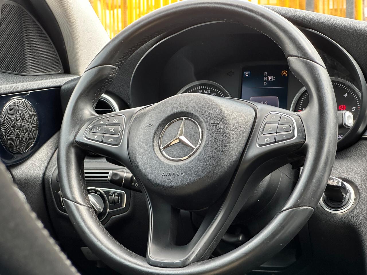 MERCEDES BENZ C 180 d Auto Executive