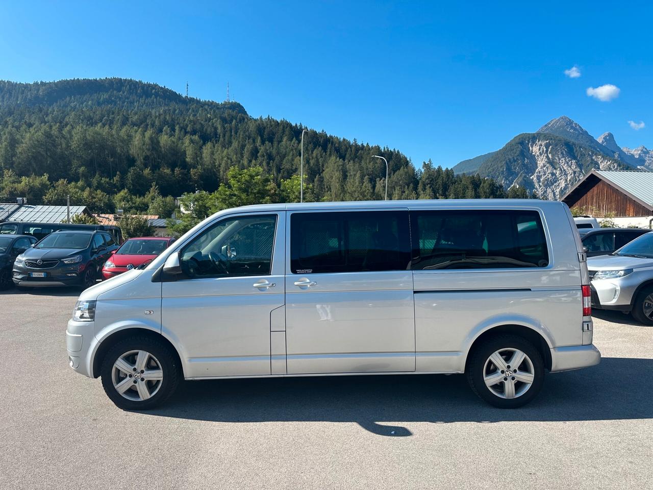 Volkswagen Transporter Caravelle 2.0 BiTDI 180CV DSG PL Comfortline