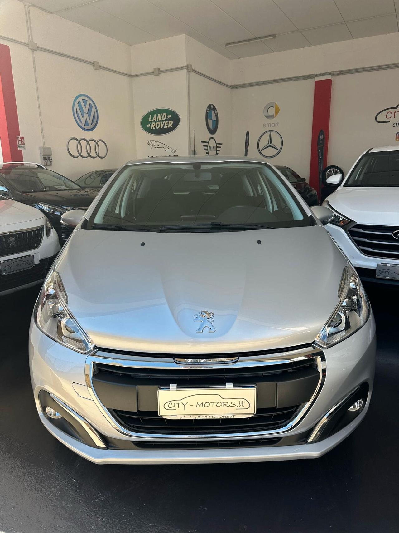 Peugeot 208 PureTech 82 5 porte Allure