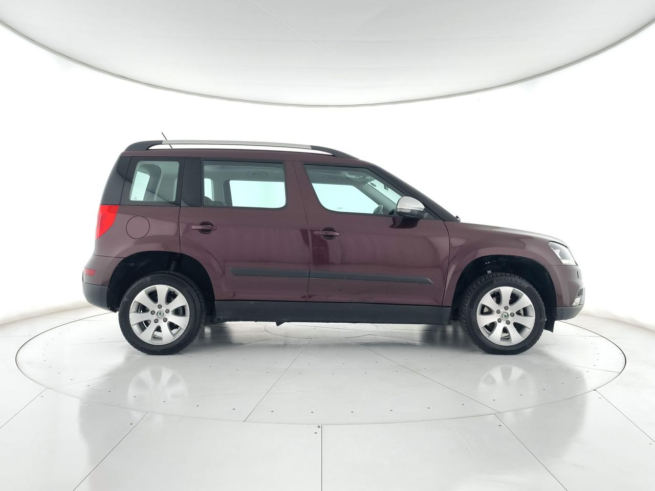SKODA Yeti 2.0 tdi Elegance 4x4 140cv X COMMERCIANTI+TETTO PANORAMICO