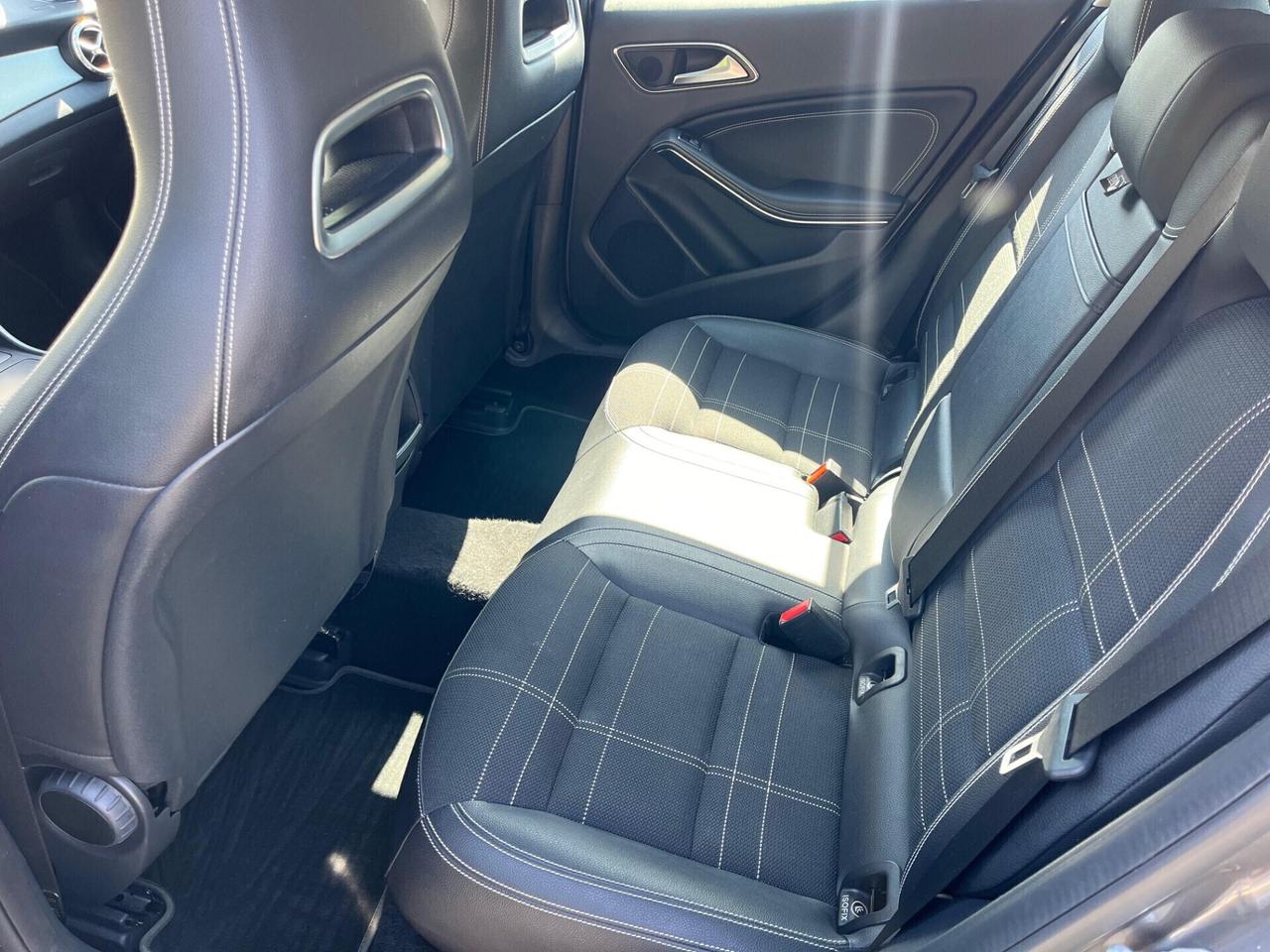 Mercedes-benz GLA 200 d Premium - 2016