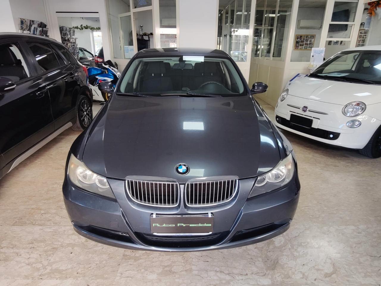 Bmw 320d berlina 3 volumi