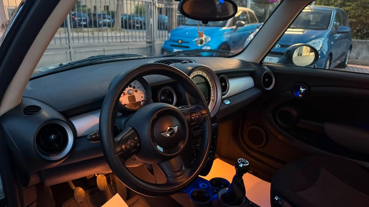 Mini 1.6 16V Cooper D
