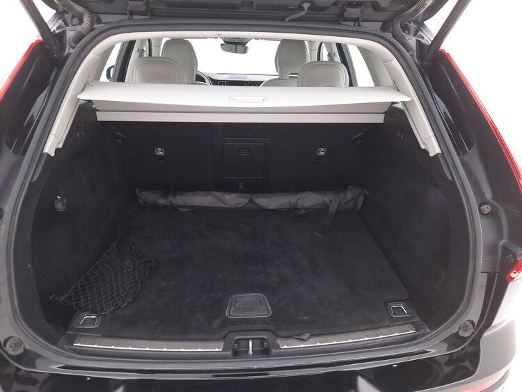 Volvo XC60 Core Auto BR492332 2.0 Mild Hybrid 197CV