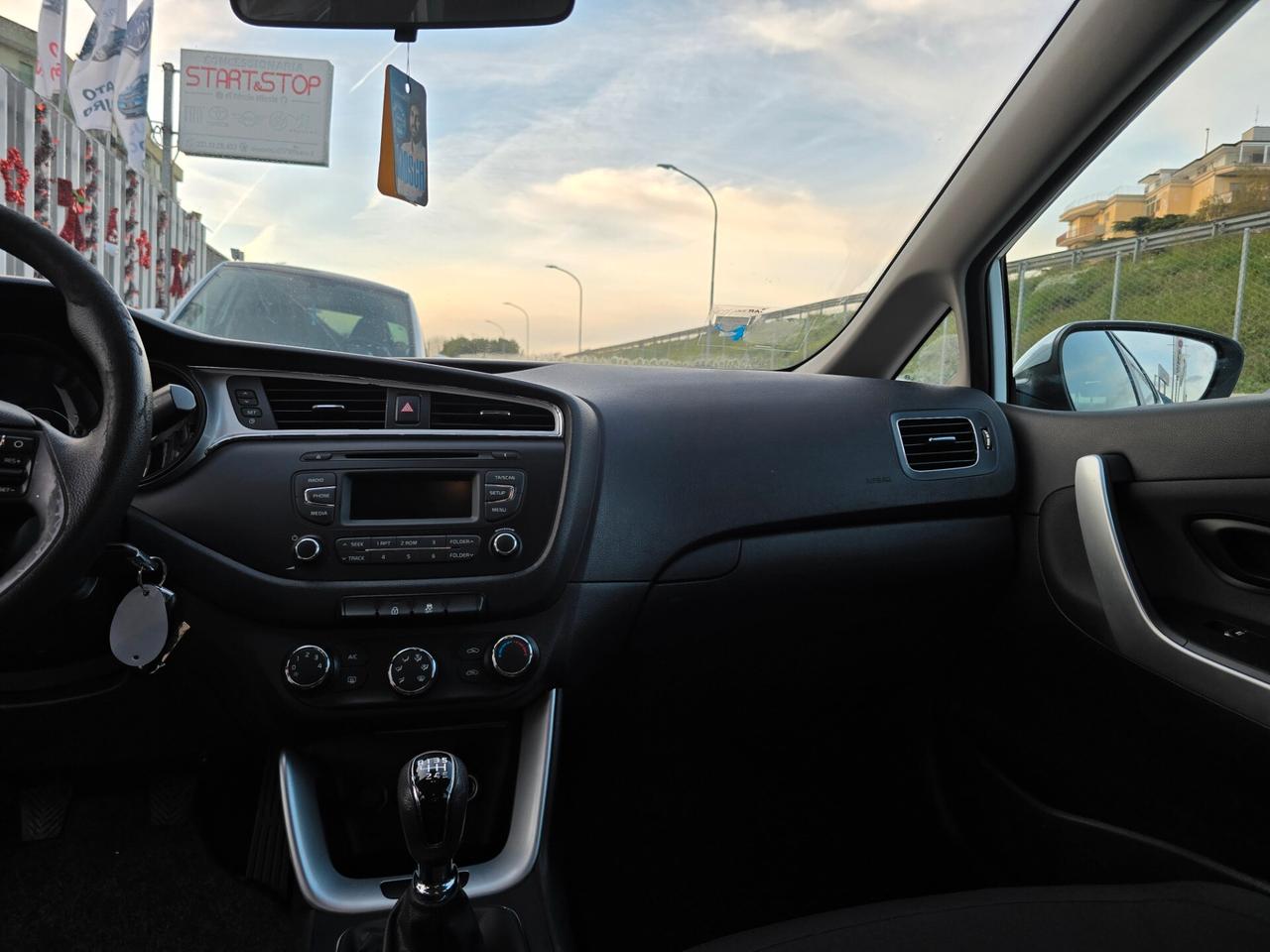 Kia Ceed cee'd 1.6 CRDi 110 CV 5 porte Cool