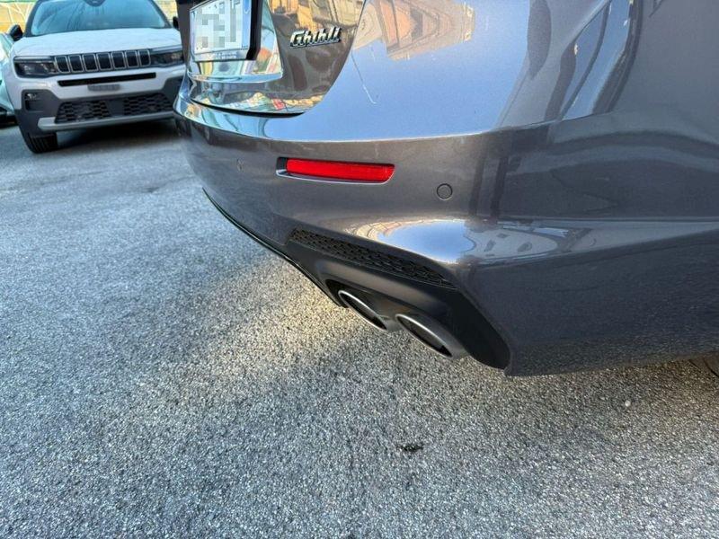 Maserati Ghibli L4 330 CV MHEV Gransport