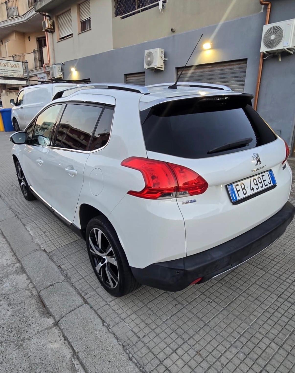 Peugeot 2008 BlueHDi 100 Allure 2016