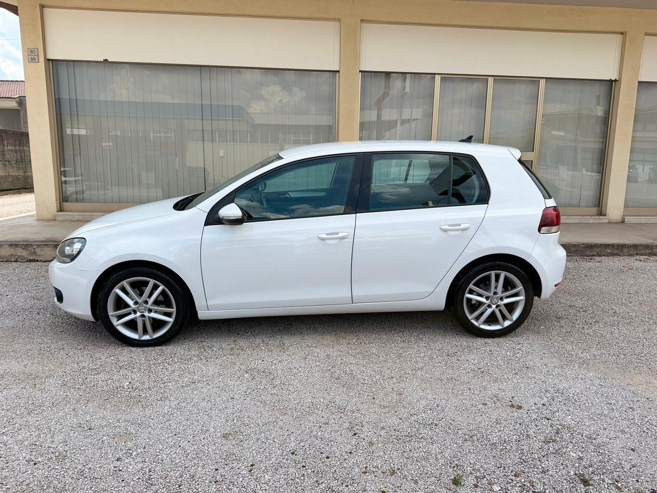 Volkswagen Golf 1.6 TDI DPF 5p. Highline