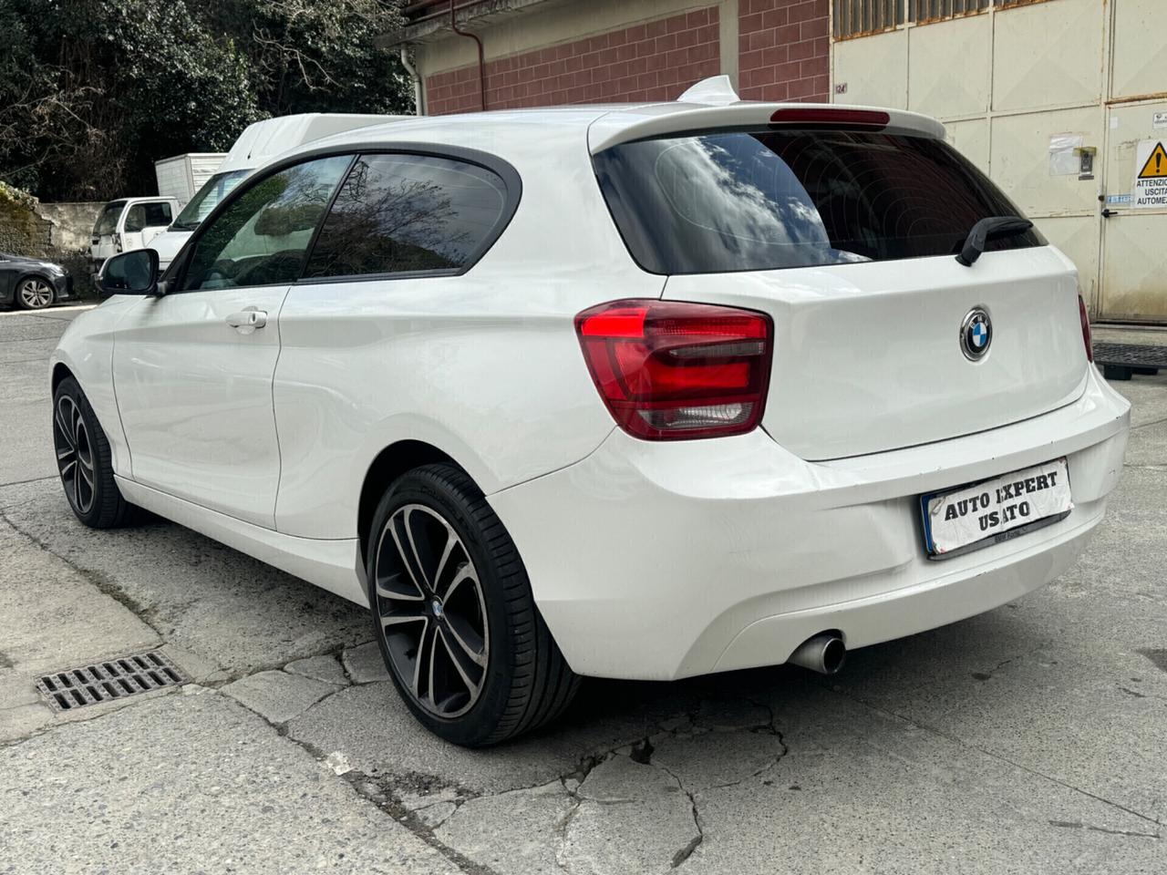 Bmw 116 116d 3p. Msport 2013