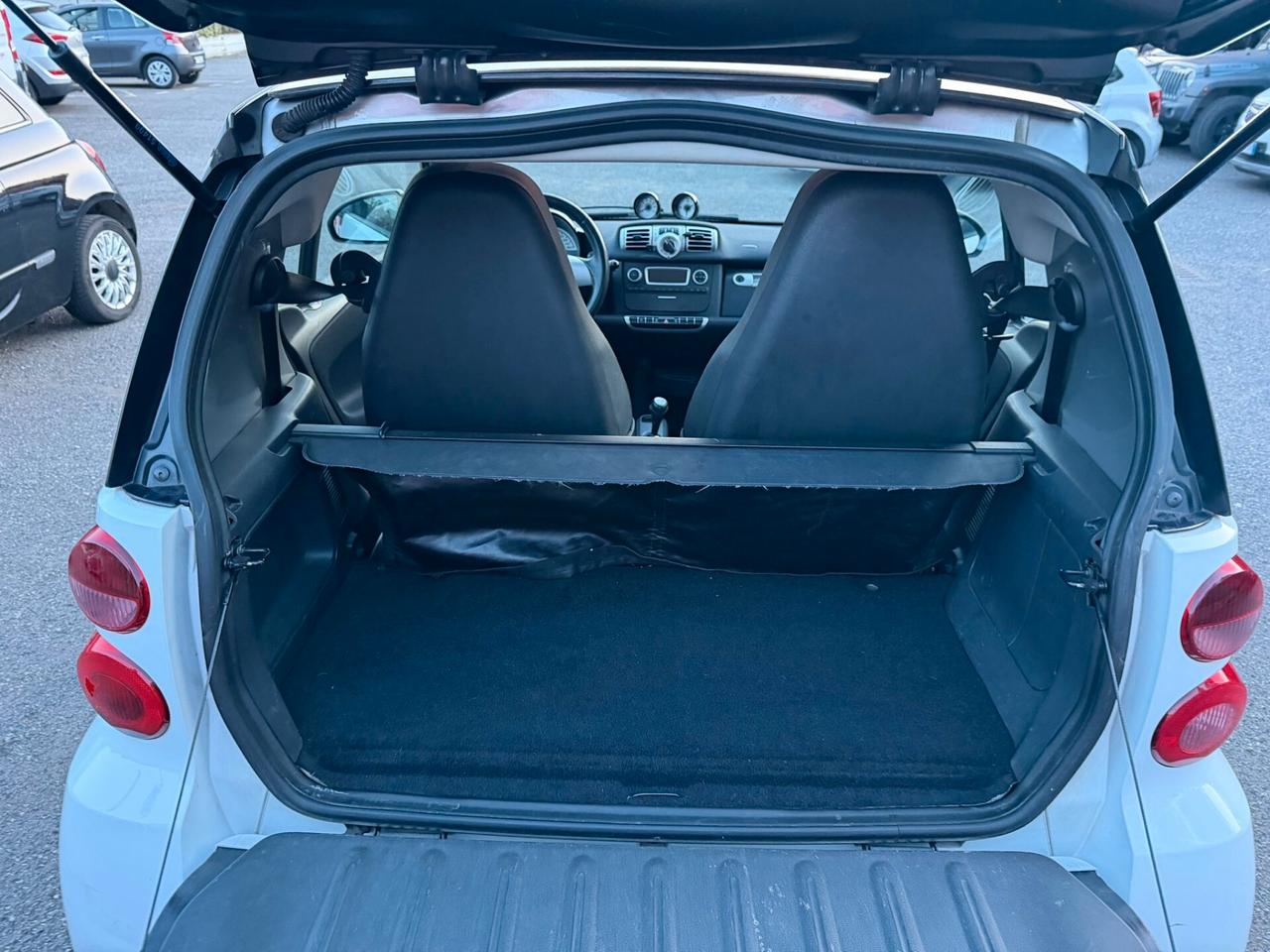 Smart ForTwo 52 kW MHD coupé White Tailor Made