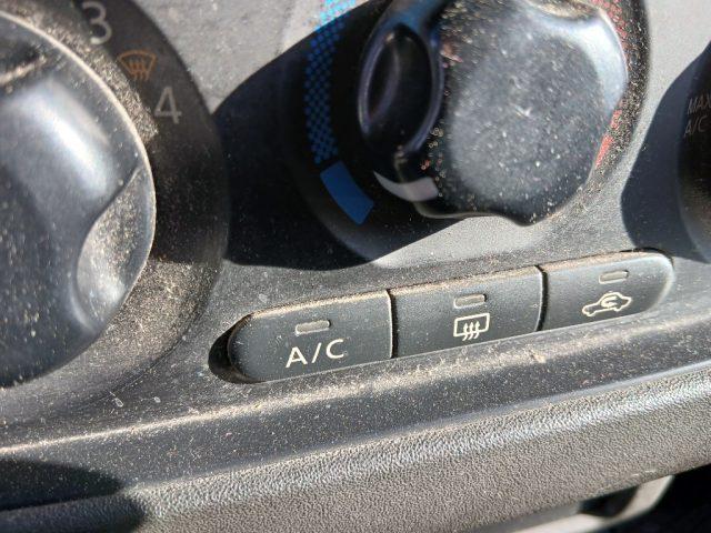 NISSAN Navara 2.5 dCi 4 porte Double Cab