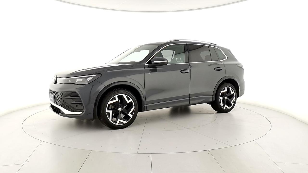 VOLKSWAGEN Tiguan III 2024 - Tiguan 2.0 tdi R-Line 150cv dsg