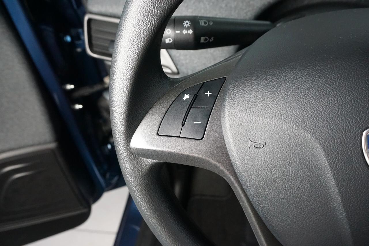 Lancia Ypsilon 1.0 FireFly 5 porte S&S Hybrid Silver