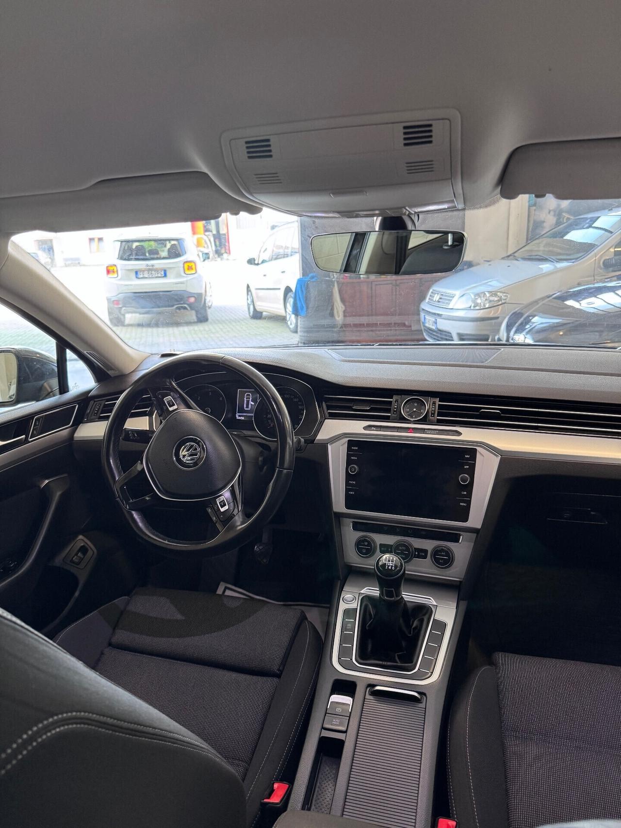 Volkswagen Passat Business 2.0 TDI Executive BlueMotion Technology