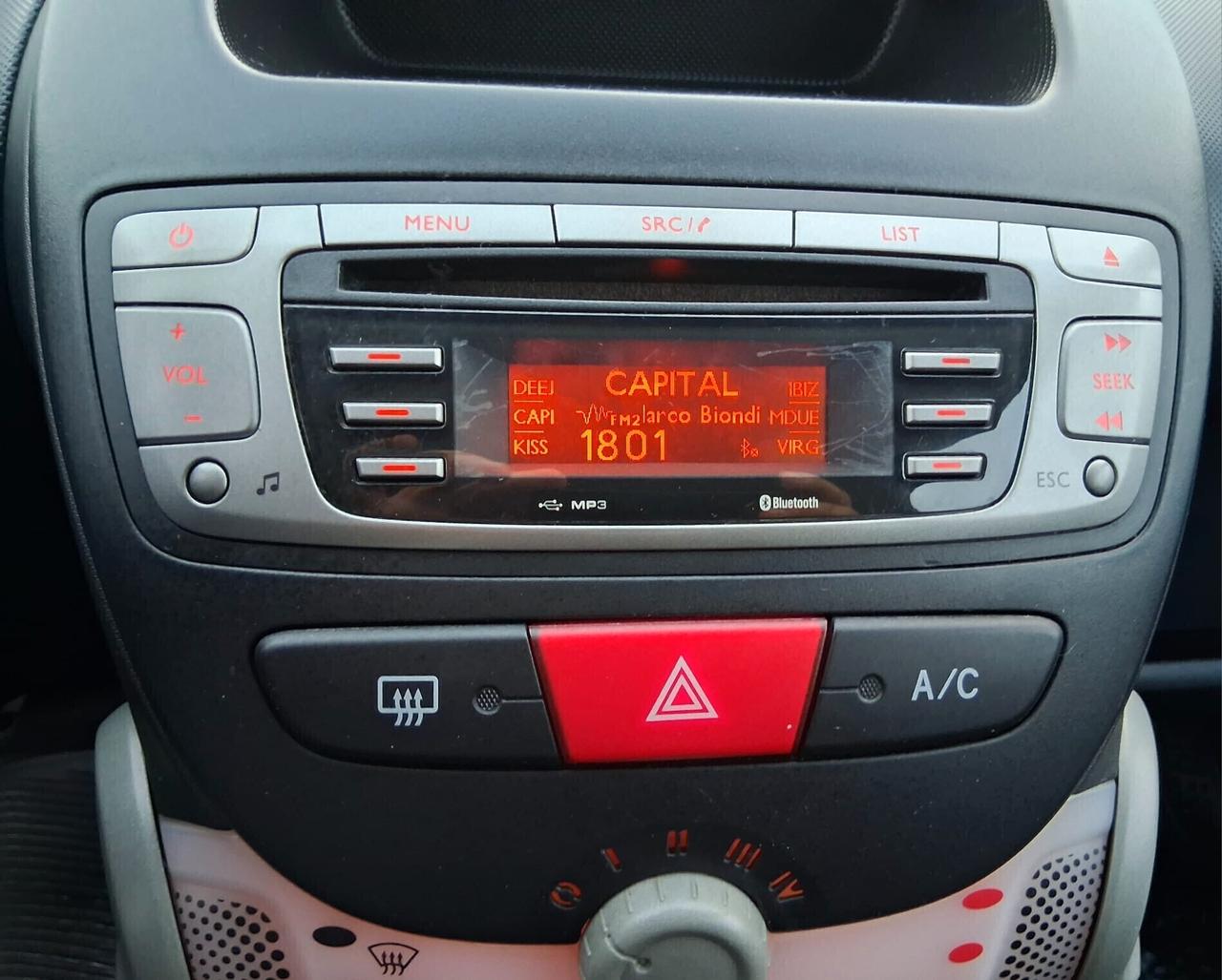 Toyota Aygo 1.0 12V VVT-i 5 porte Cool Soda Connect