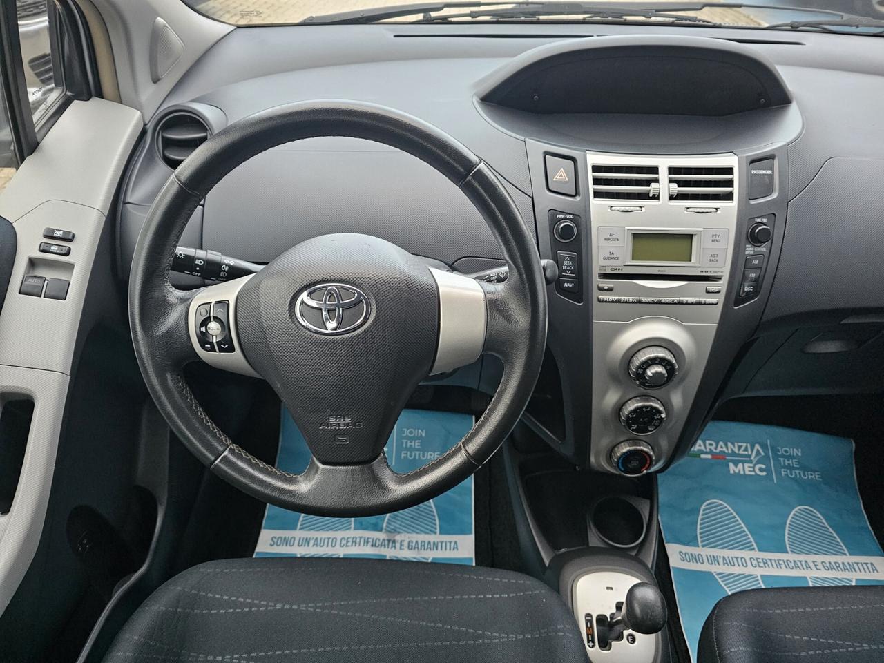 Toyota Yaris 1.3 5 porte Sol