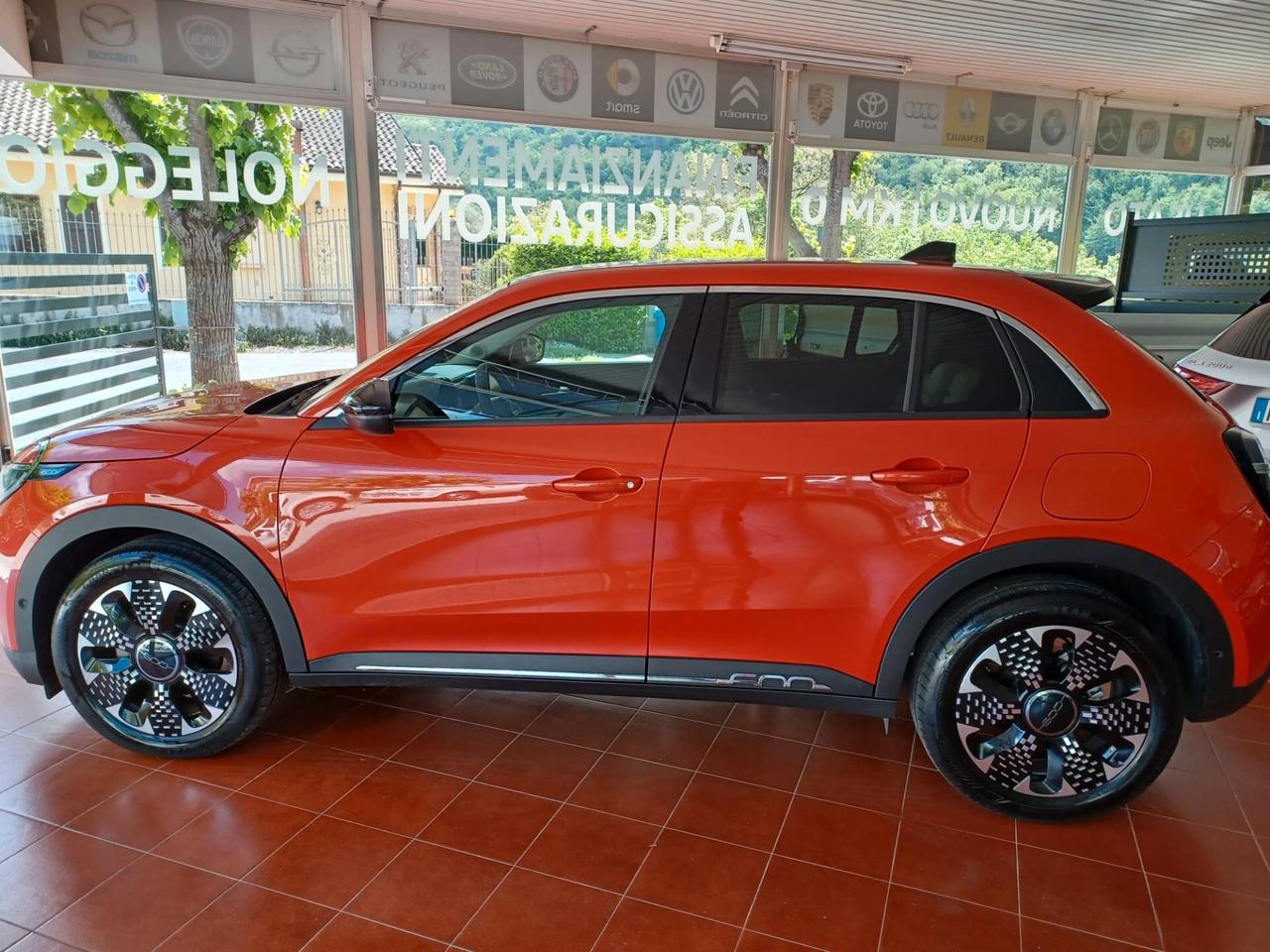 Fiat 600 Hybrid 100 CV DCT MHEV La Prima