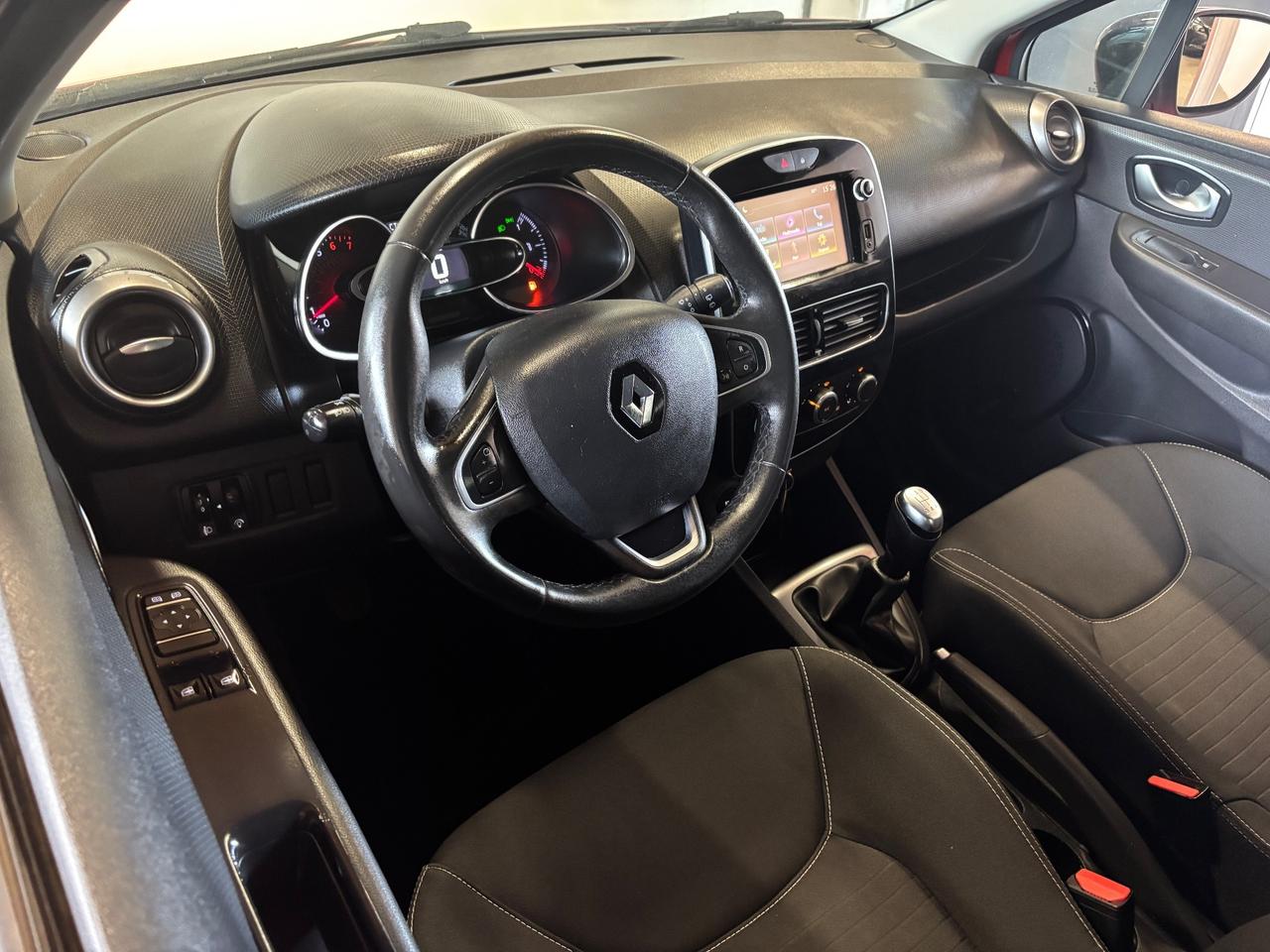 Renault Clio 1.2 BENZINA 75Cv LIMITED |OK NEOPATENTATI~