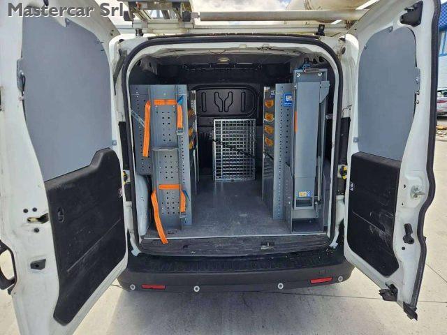 FIAT Doblo 1.4 T-JET 120cv NATURAL POWER SX E6 FV937NM