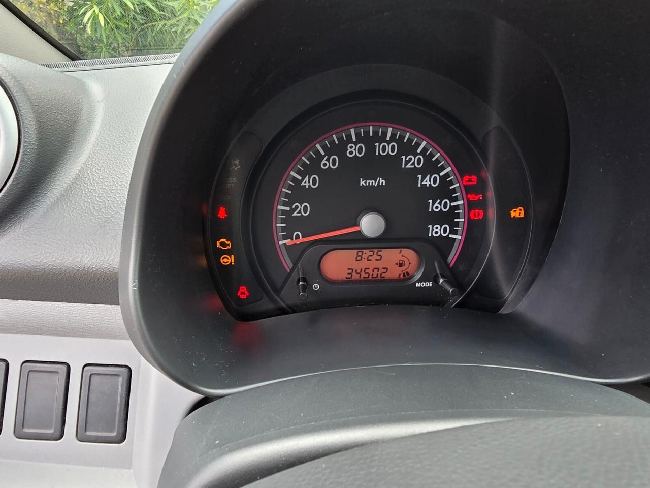 Nissan Pixo SOLI 34000KM !!!