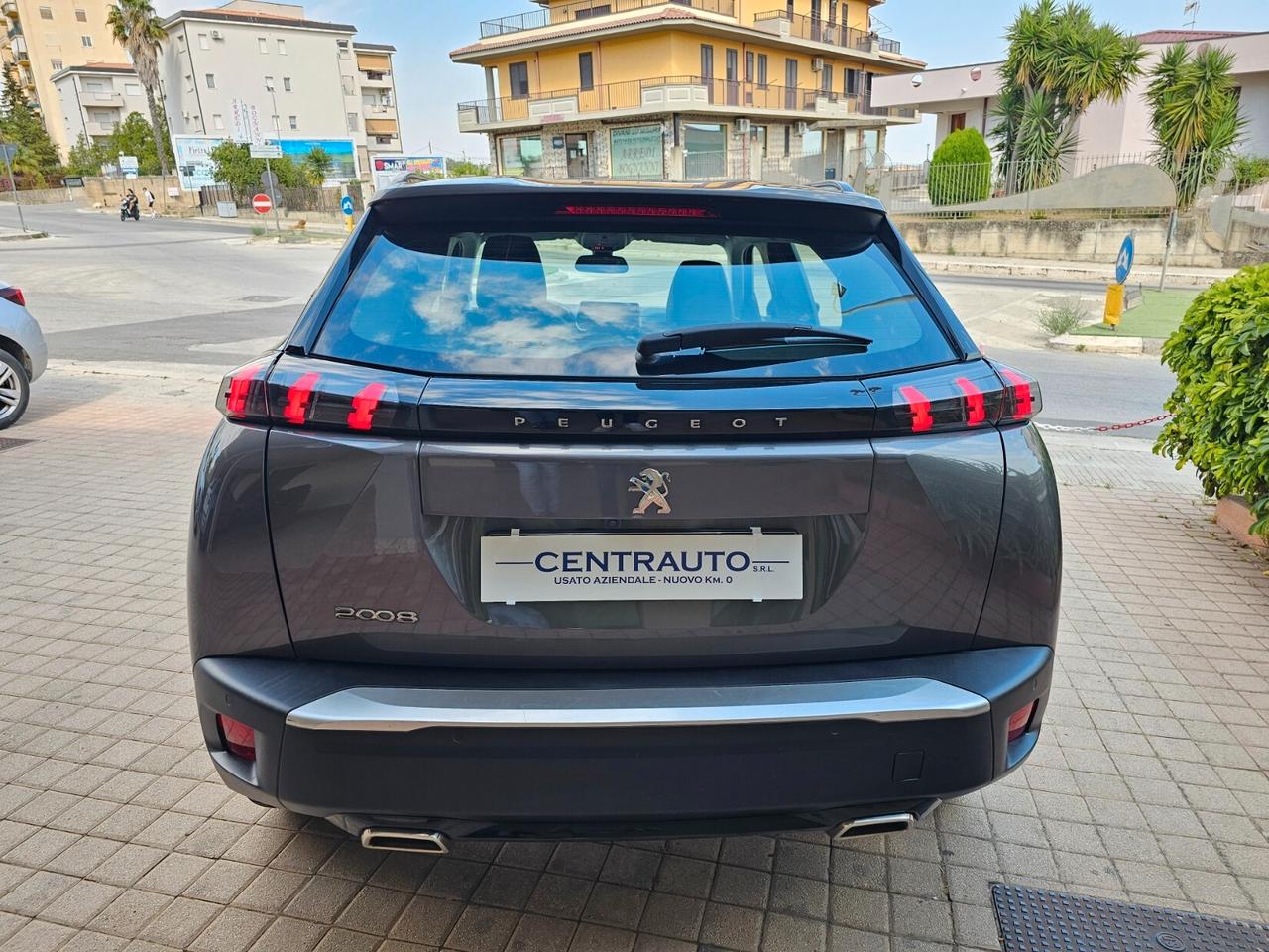 Peugeot 2008 PureTech 130 S&S EAT8 Allure Navi Pack
