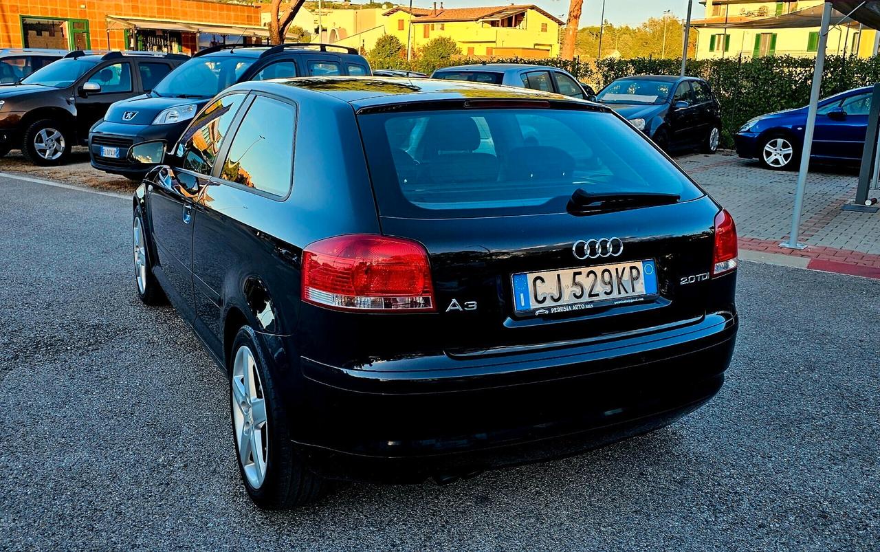 Audi A3 2.0 16V TDI Attraction