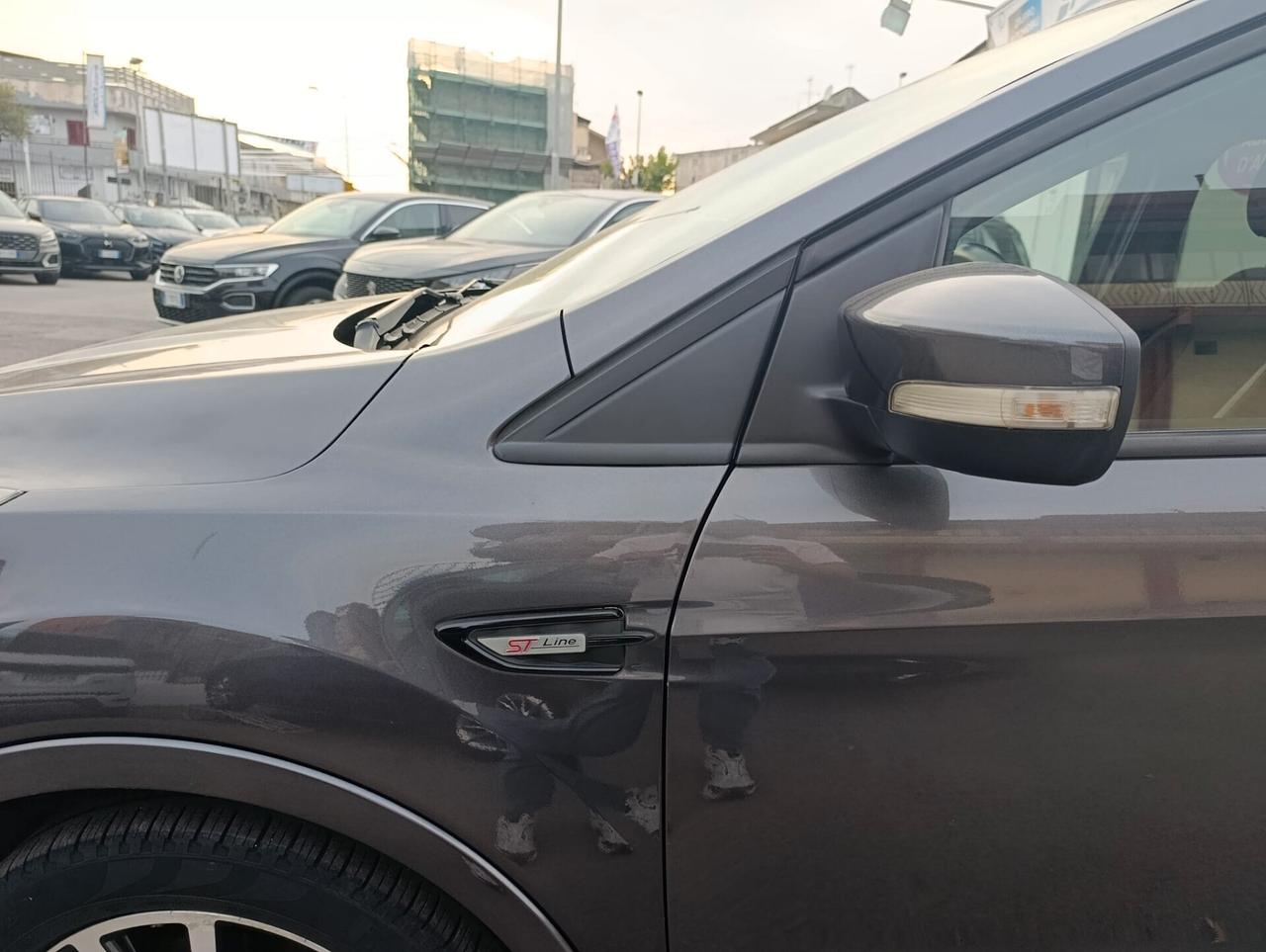 Ford Kuga 1.5 TDCI 120 CV S&S 2WD ST-Line