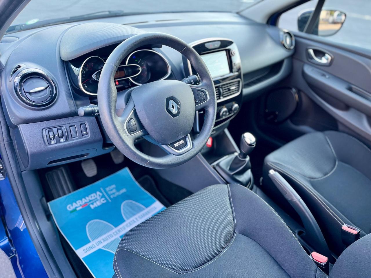 Renault Clio TCe 12V 90 CV 5 porte Moschino Intens