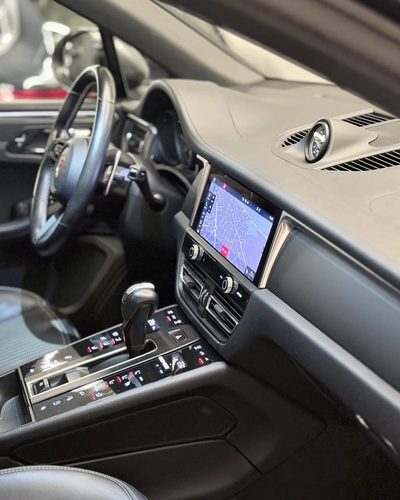 Porsche Macan 2.0 T