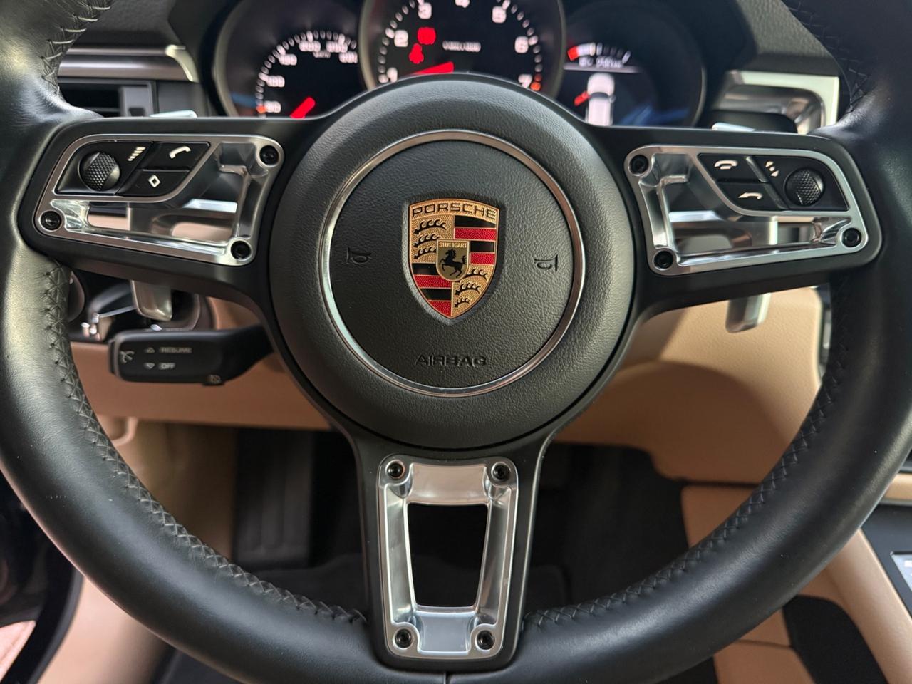 Porsche Macan 2.0 245cv pdk FULL - APPROVED!