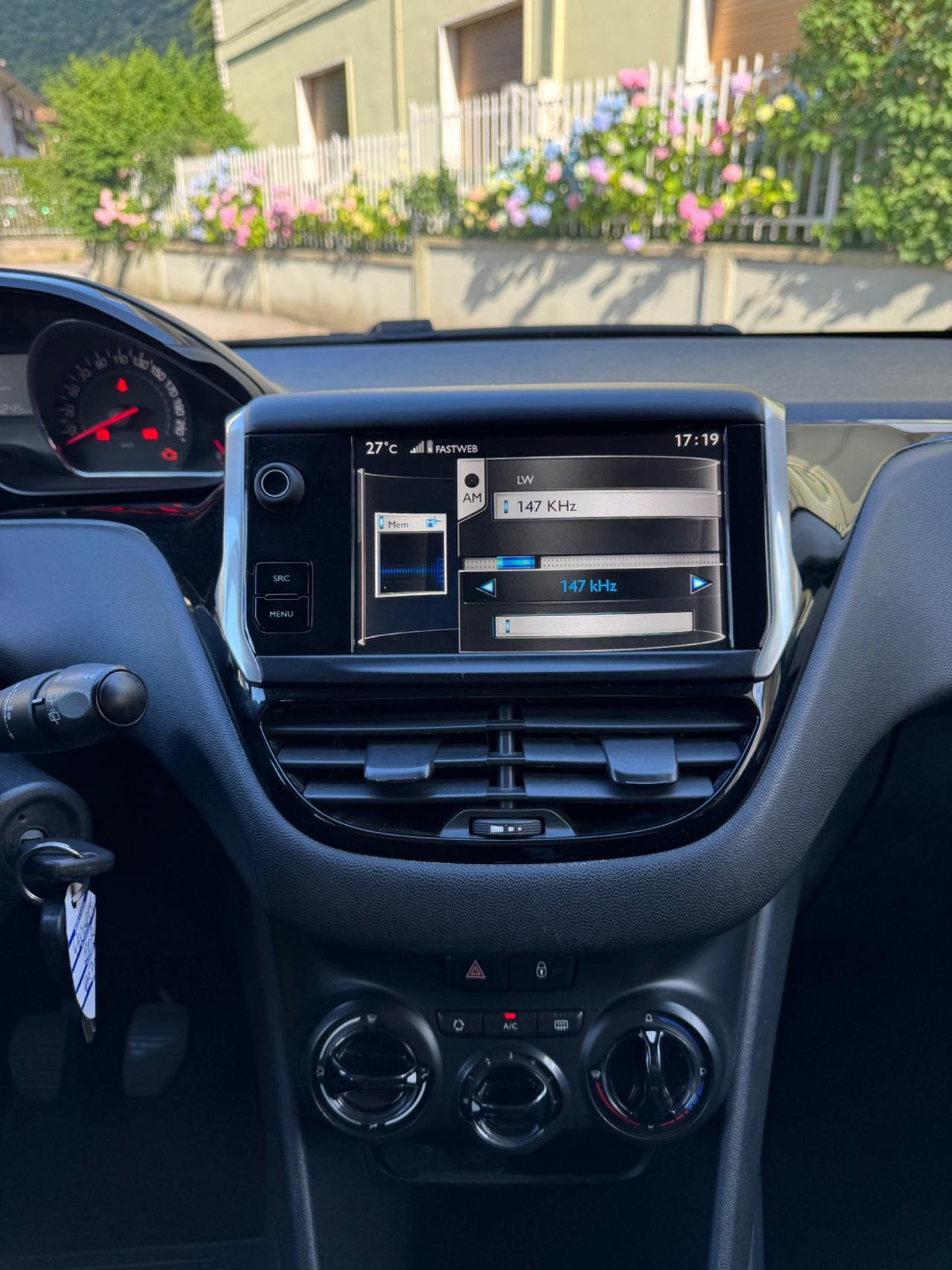 Peugeot 208 1.4 HDi 68 CV 3 porte Active