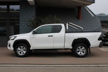 TOYOTA Hilux 2.4 D-4D 4WD Extra Cab Comfort