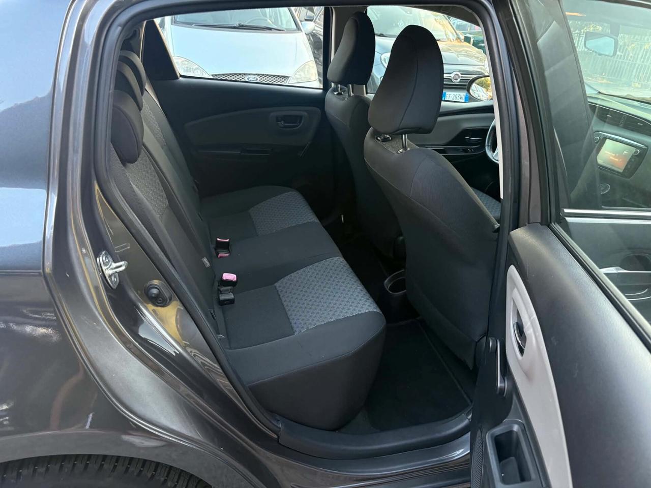 Toyota Yaris 1.3 5 porte Lounge