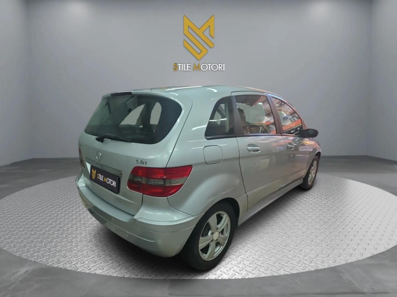 Mercedes-benz B 180 Mercedes Classe 180d StileMotori