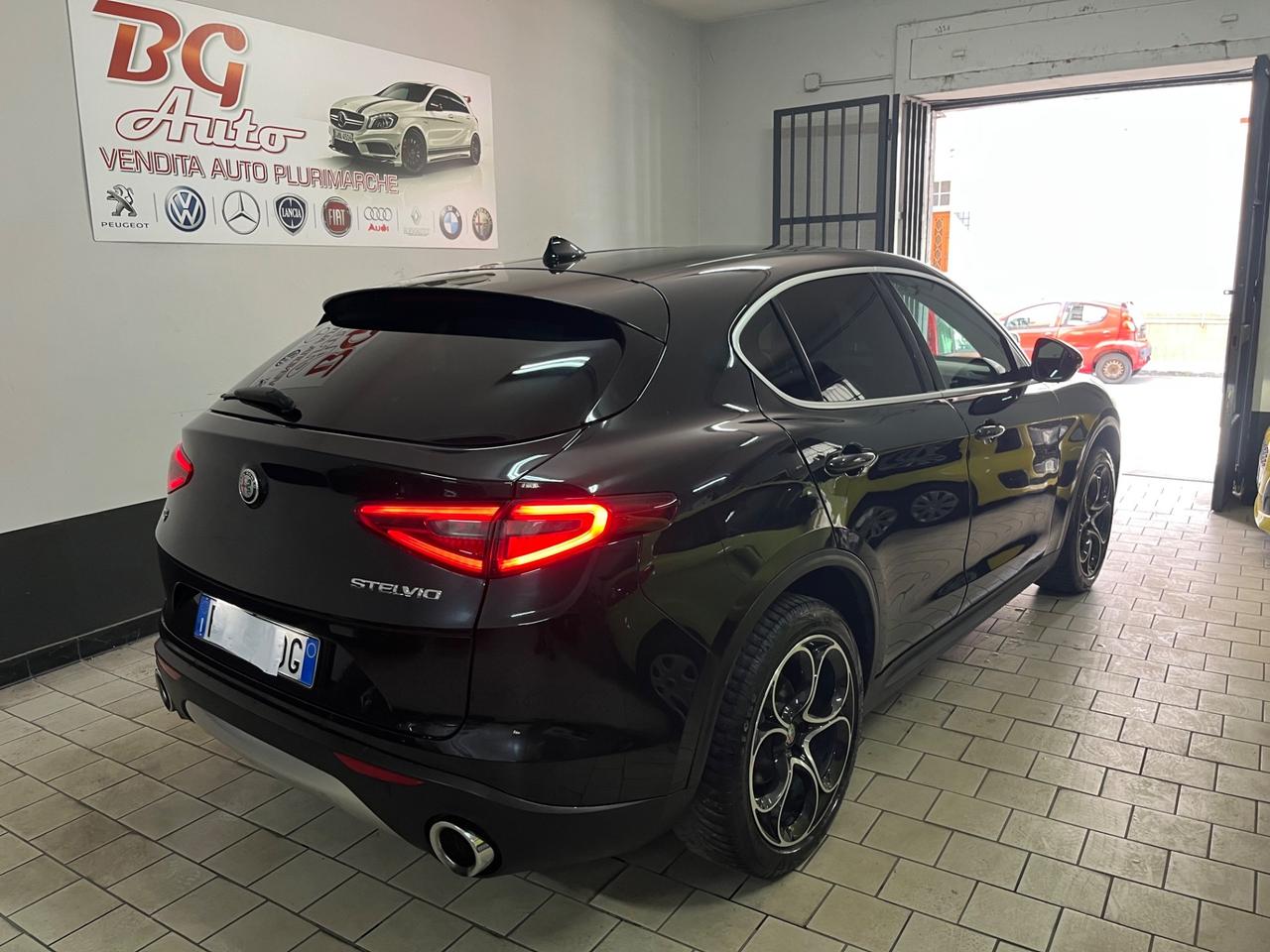 Alfa Romeo Stelvio 2.2 210 CV AT8 Q4 Executive