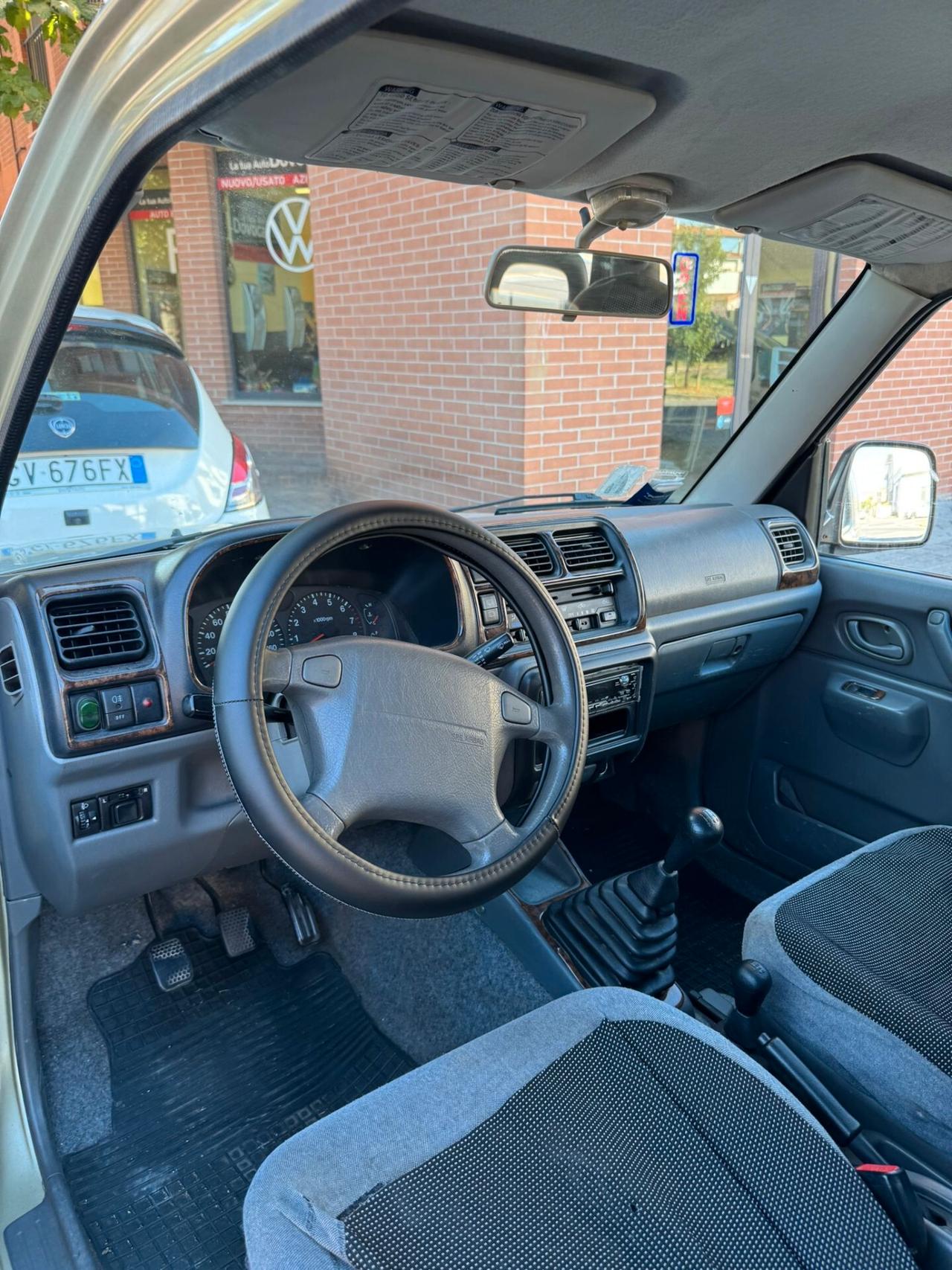 Suzuki Jimny 1.3i 16V cat 4WD JLX
