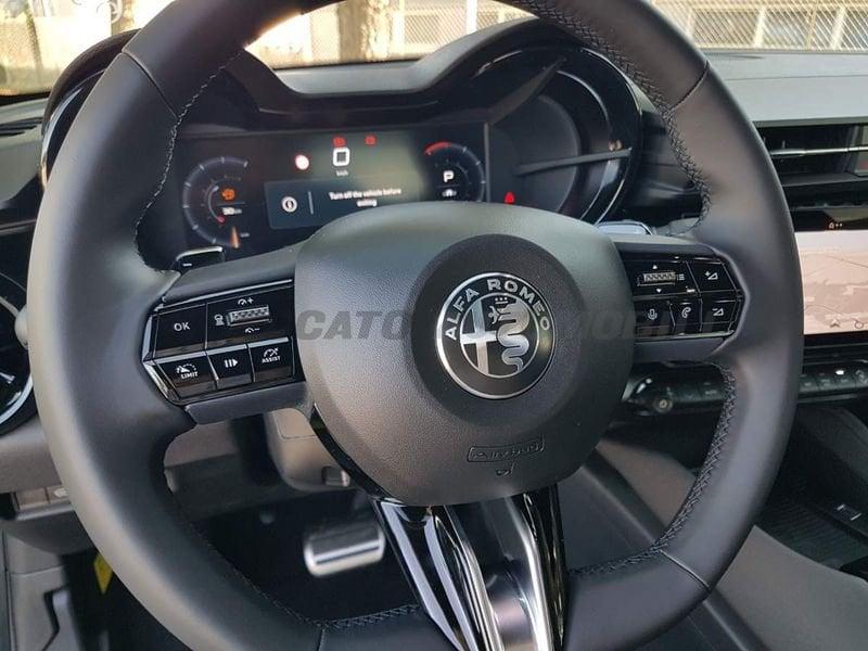 Alfa Romeo Junior Junior 1.2 ibrida Speciale 145cv edct6