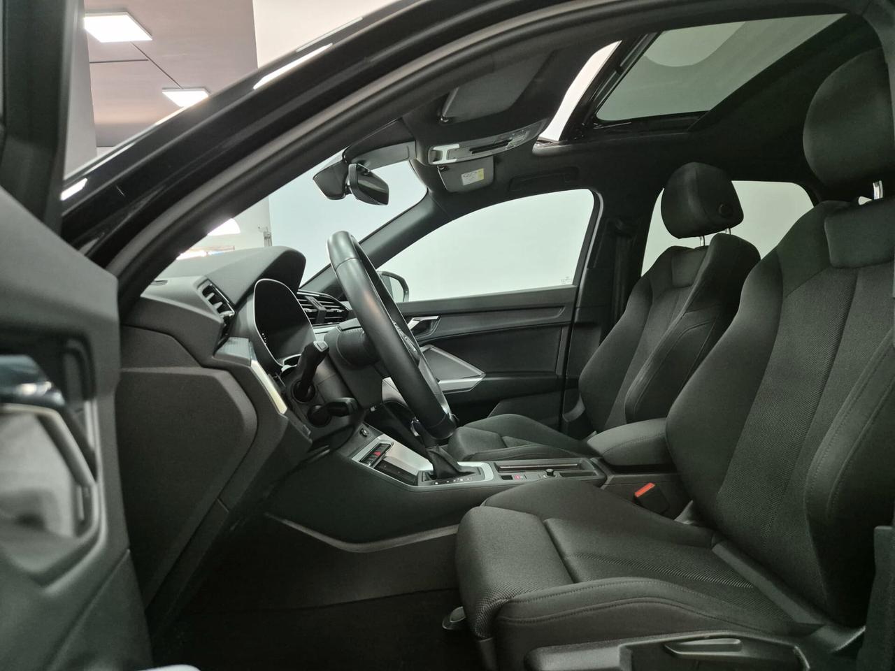 Audi Q3 SPORTBACK 35 TDI quattro S-tronic S-line