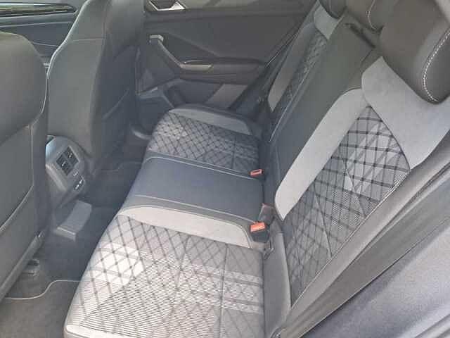 Volkswagen T-Roc 2.0TDI 115CV R-Line - NEOPATENTATI