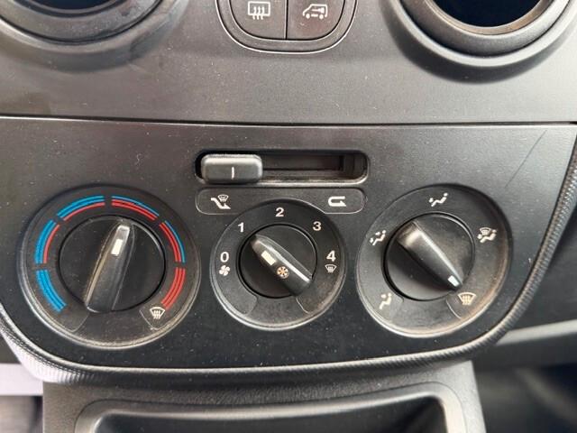 Peugeot Bipper Van 1.3 HDI 75CV