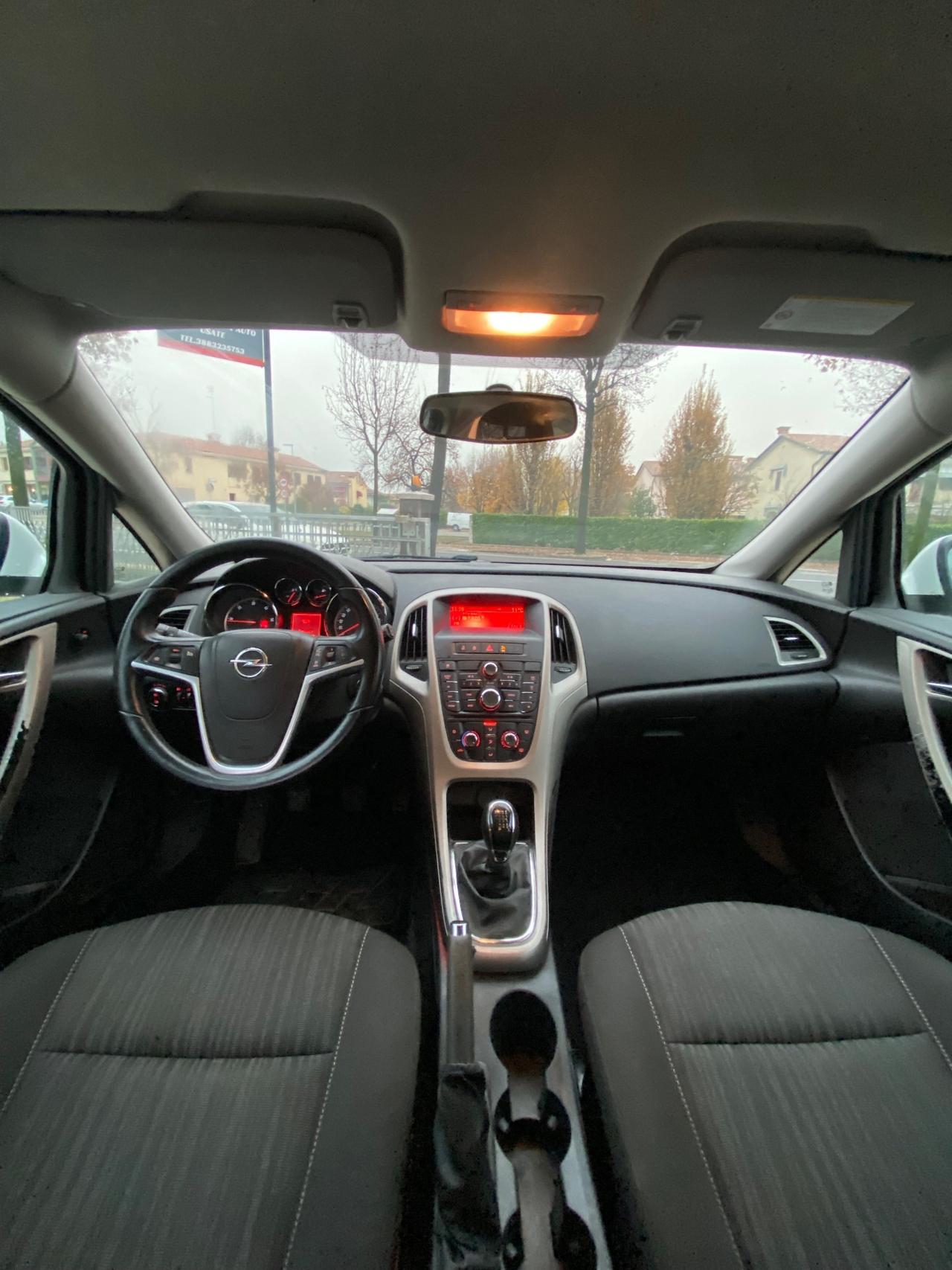 Opel Astra 1.7 CDTI 110CV Sports Tourer Elective