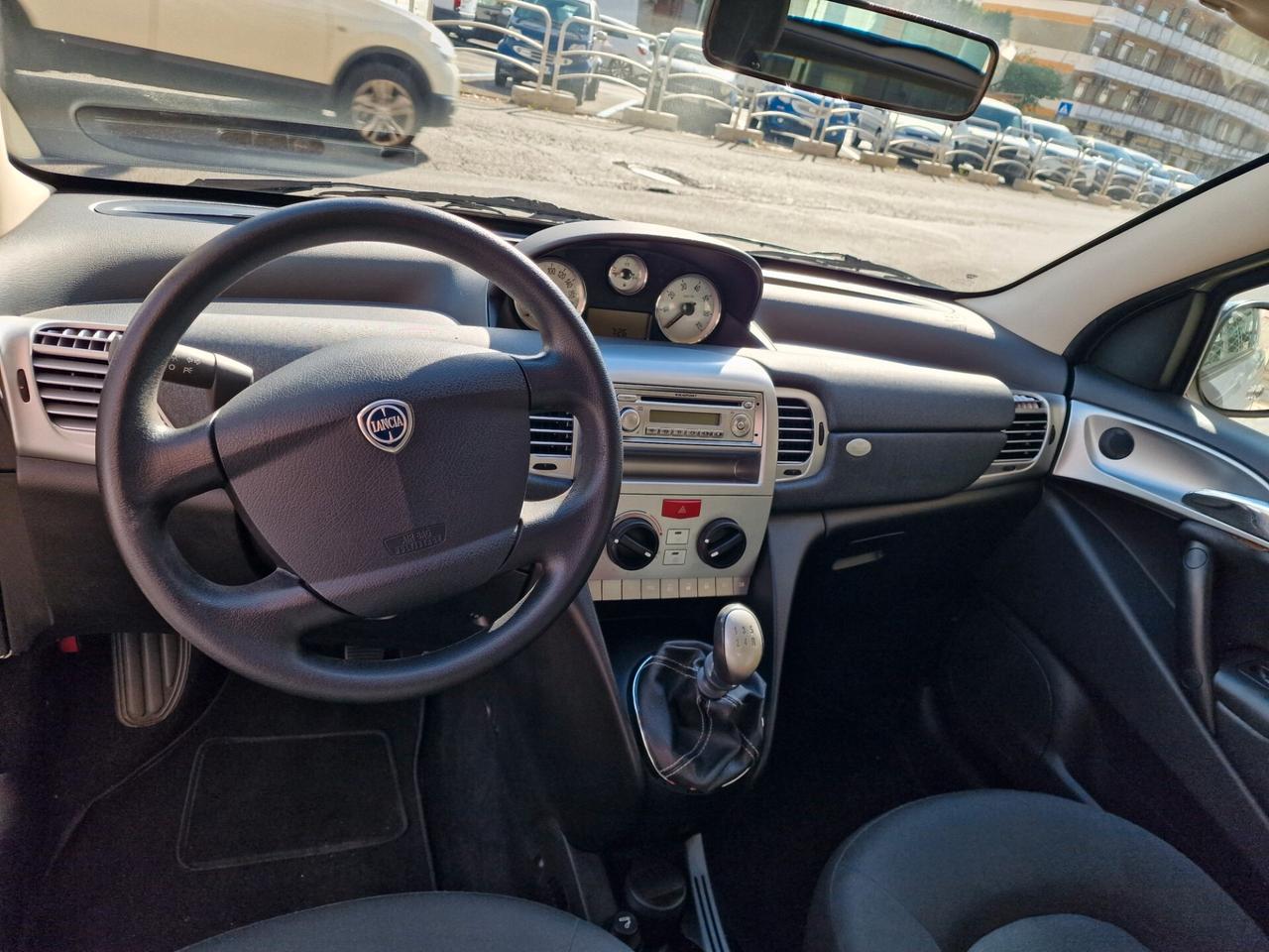 Lancia Ypsilon 1.2 69 CV Diva