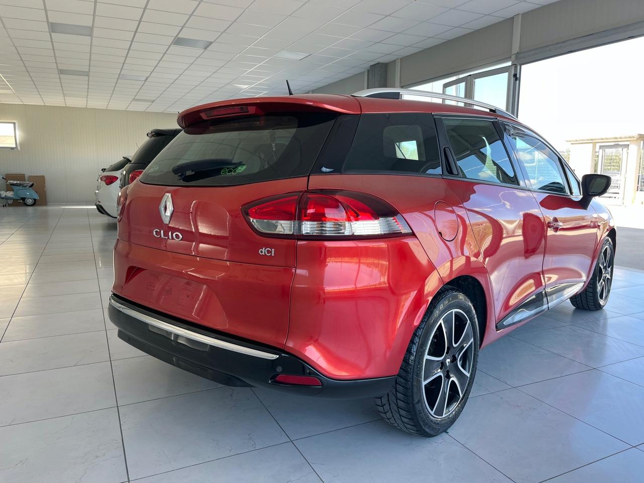 Renault Clio Sporter 1.5 dCi 8V 75CV POCHI KM