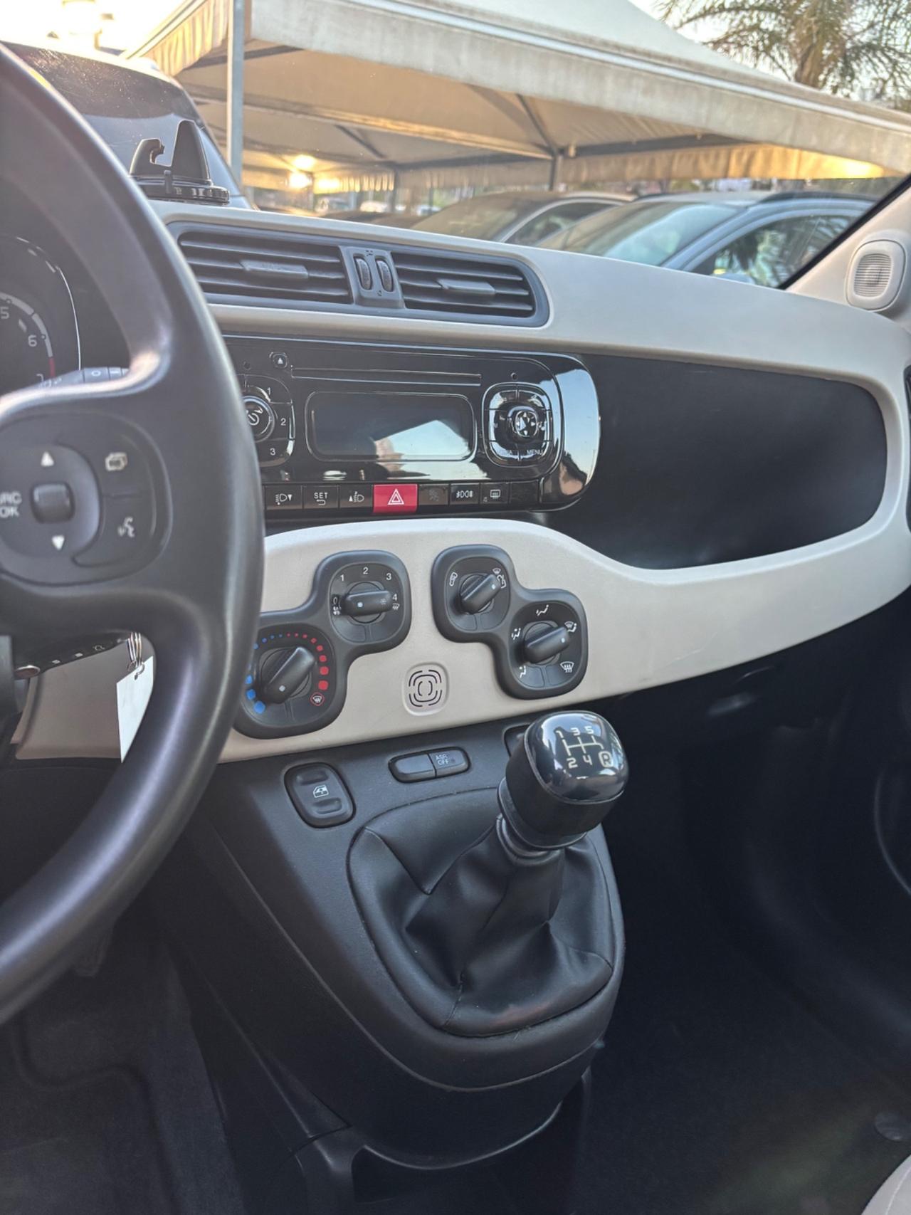 Fiat Panda 1.2 Lounge 11/2015