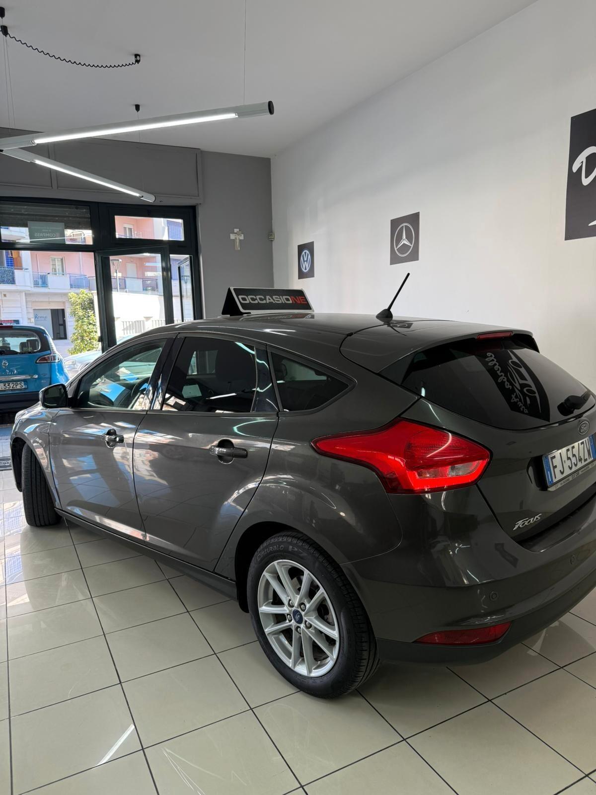 Ford Focus 1.5 TDCi 120 CV Start&Stop Powershift Titanium