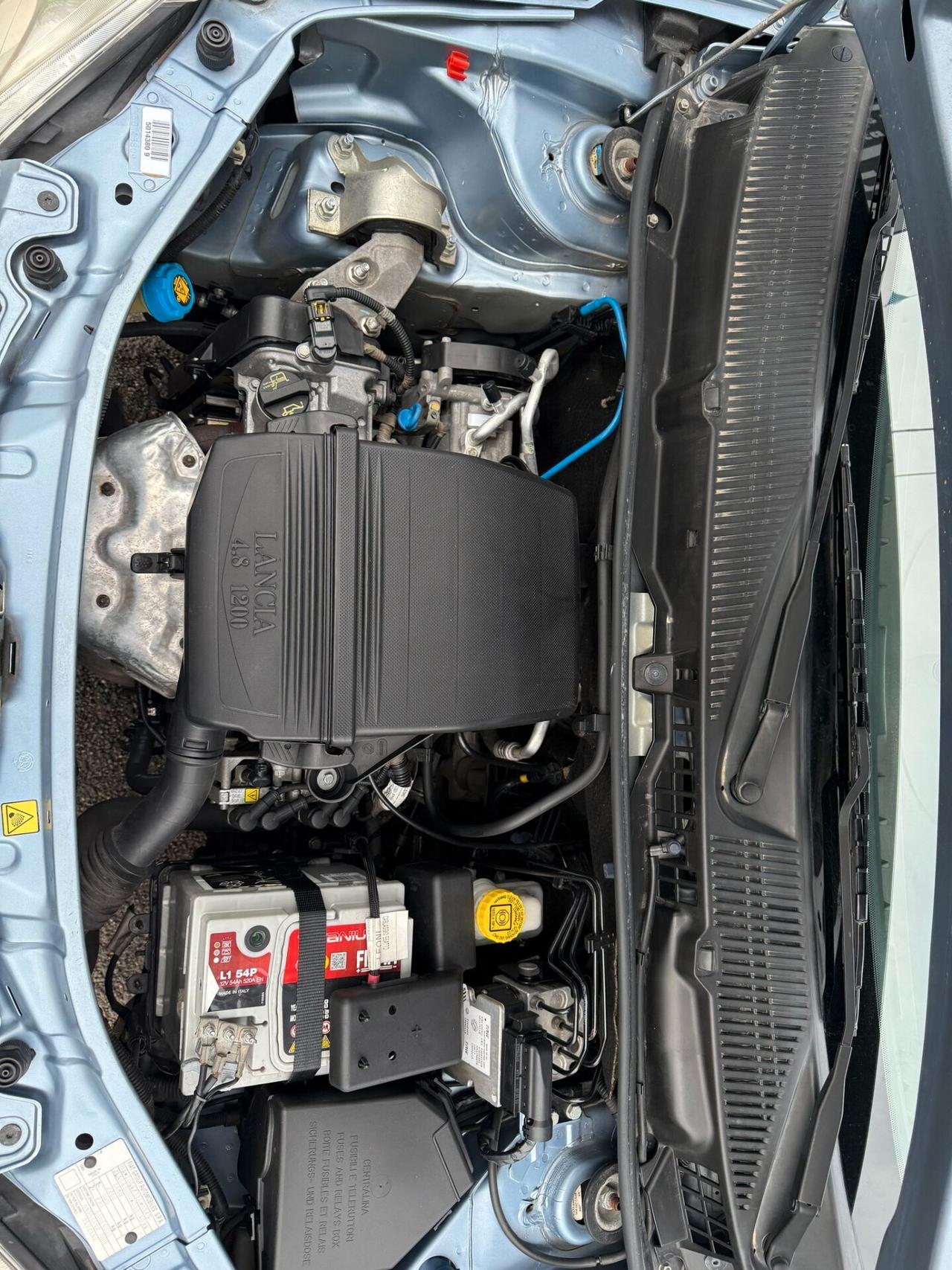 Lancia Ypsilon 1.2 Versus
